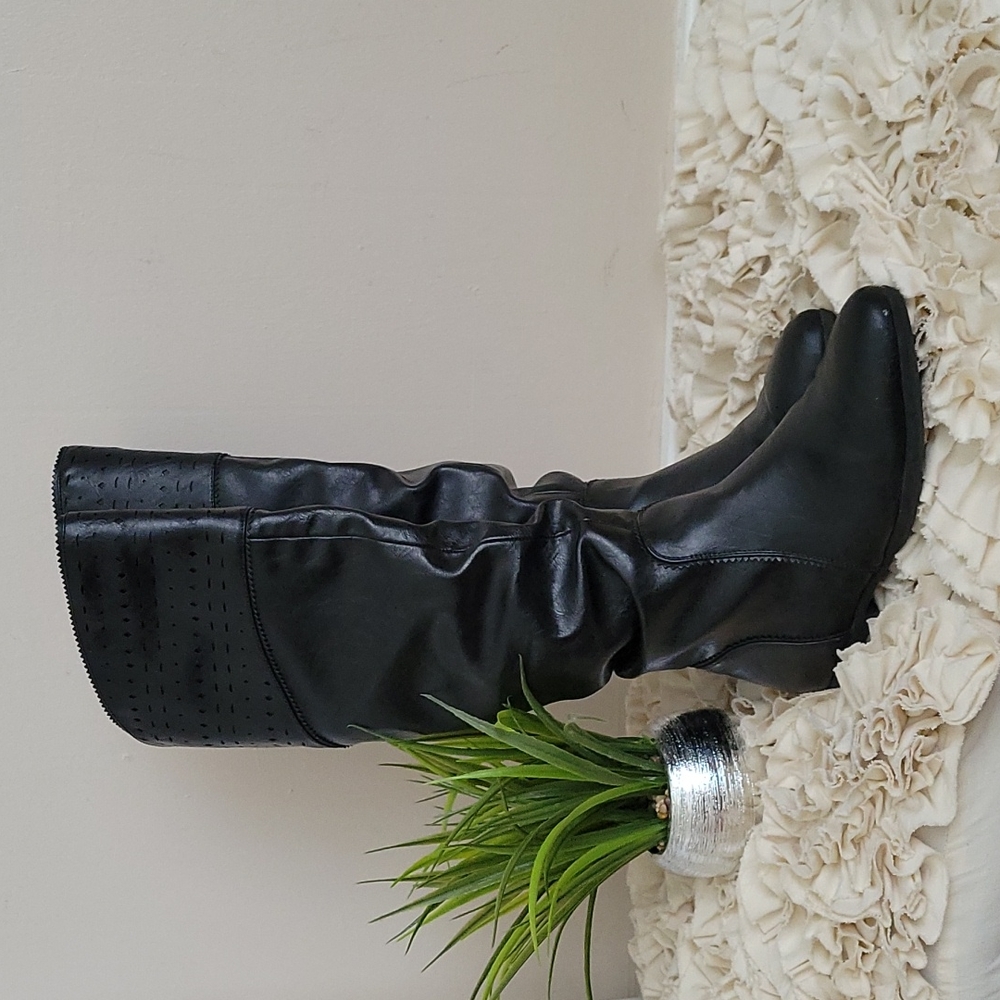 Black boots Size 6.5